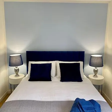 Rhubarb Retreat - Stylish House, Sleeps 5, 10 Mins To Durham City & Parking & Garden Exterior photo