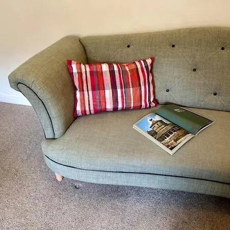 Rhubarb Retreat - Stylish House, Sleeps 5, 10 Mins To Durham City & Parking & Garden Exterior photo