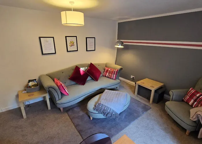 Rhubarb Retreat - Stylish House, Sleeps 5, 10 Mins To Durham City & Parking & Garden