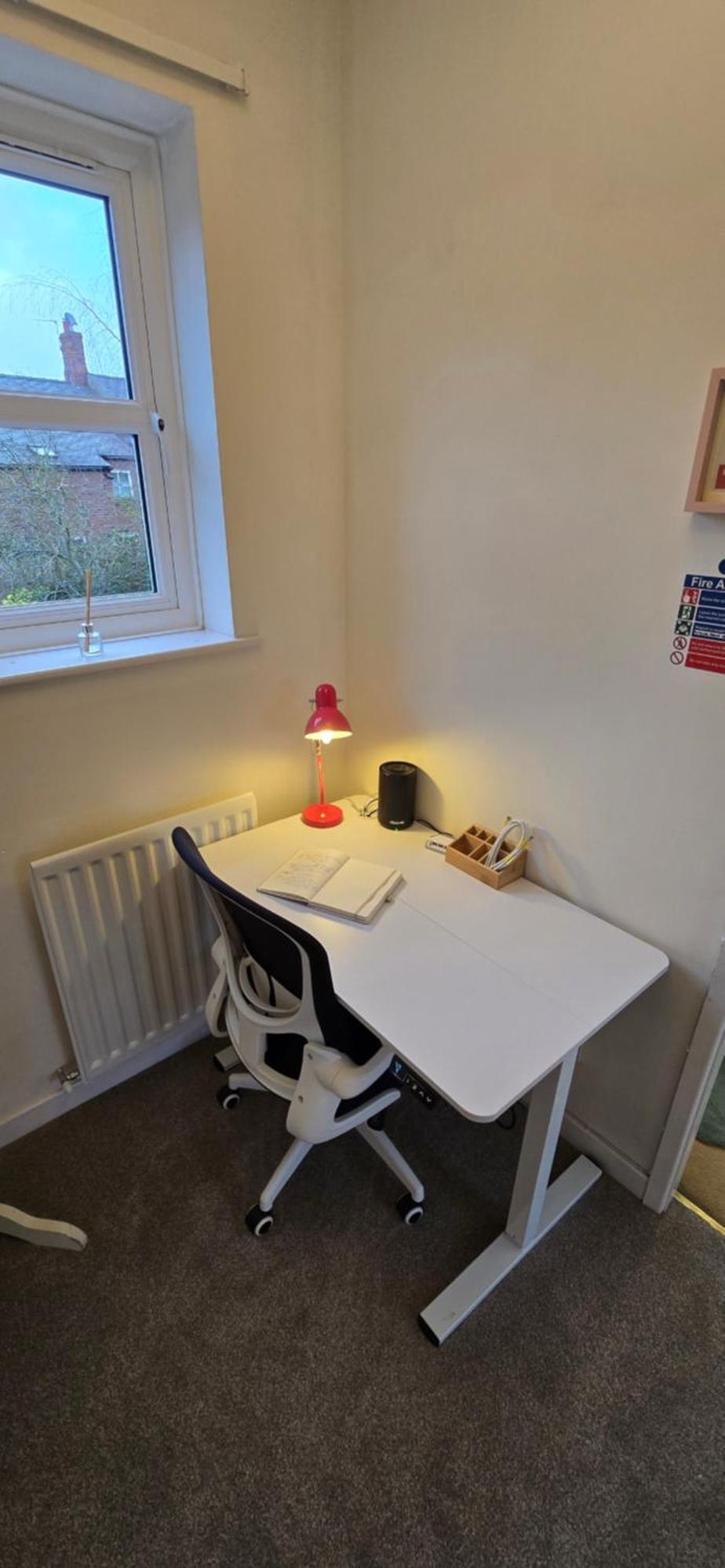Rhubarb Retreat - Stylish House, Sleeps 5, 10 Mins To & Parking & Garden *